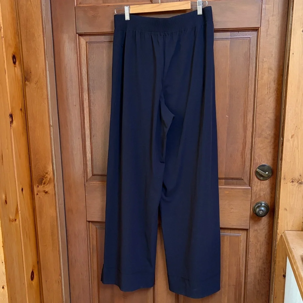 Lululemon Elegant Black Wide-Leg Women's Pants Size Large - Picture 3 of 7